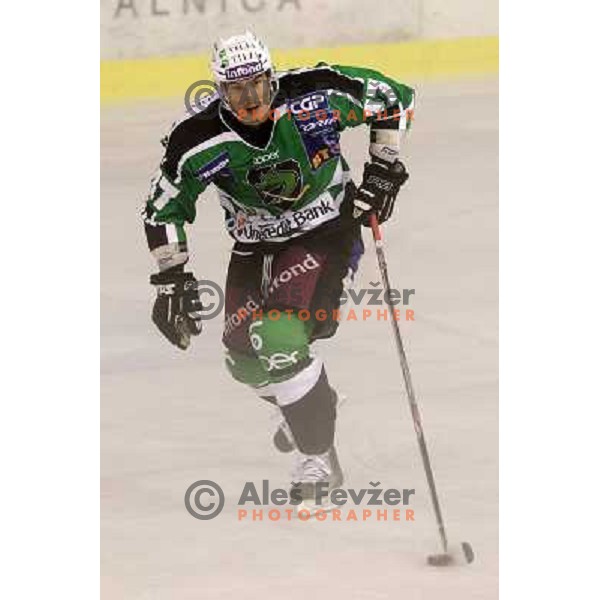 Ziga Pavlin of Tilia Olimpija in action during preseason friendly ice-hockey match Tilia Olimpija- Medvescak, played in Hala Tivoli, Ljubljana, Slovenia on August 25, 2010 