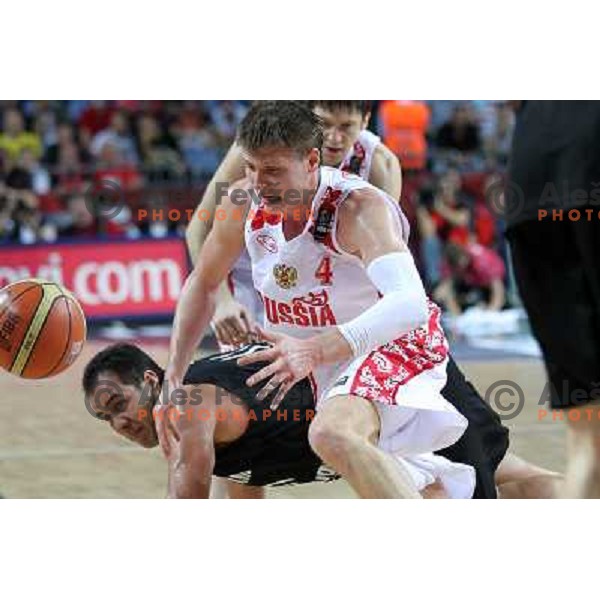 Andrey Vorontsevich of Russia and Pero Cameroon of New Zealand in action during basketball match USA-Angola in eight-final of FIBA World Championship 2010, played in Sinan Erdem Dome, Istanbul, Turkey on September 6, 2010 