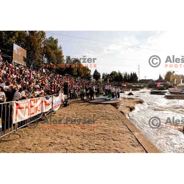 Conoe Kayak polygon and fans at world championship in Tacen, Slovenia 9.2010 