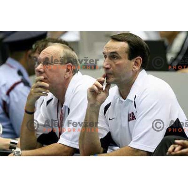 Mike Krzyzewski (right) and his assistant Jim Boeheim