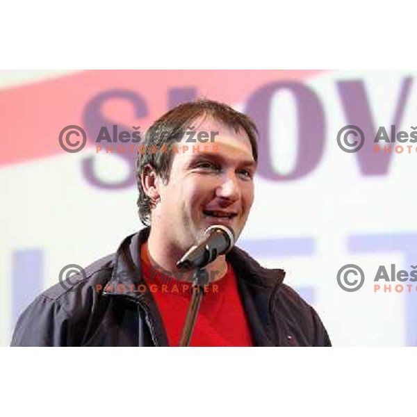  Primoz Kozmus addresses the audience during Athlete of the year in Slovenia awards ceremony in hotel Mons, Ljubljana on November 12, 2010 