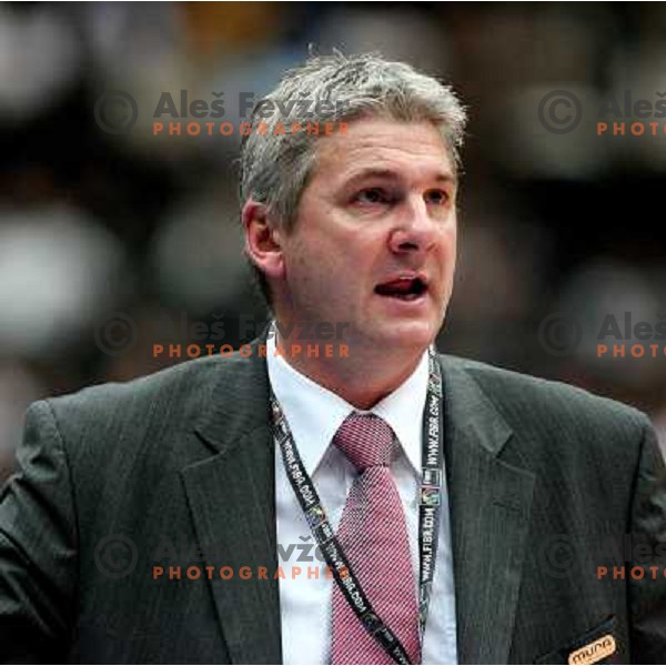 Coach Ales Pipan