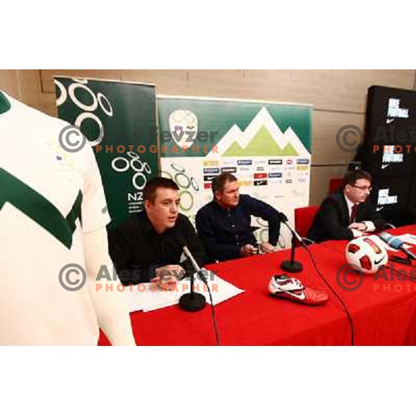 Matjaz Krajnik, Matjaz Kek, head coach of Slovenia and Ales Zavrl, secretary general of NZS during press conference in Austria Trend hotel in Ljubljana, Slovenia on February 11,2011 