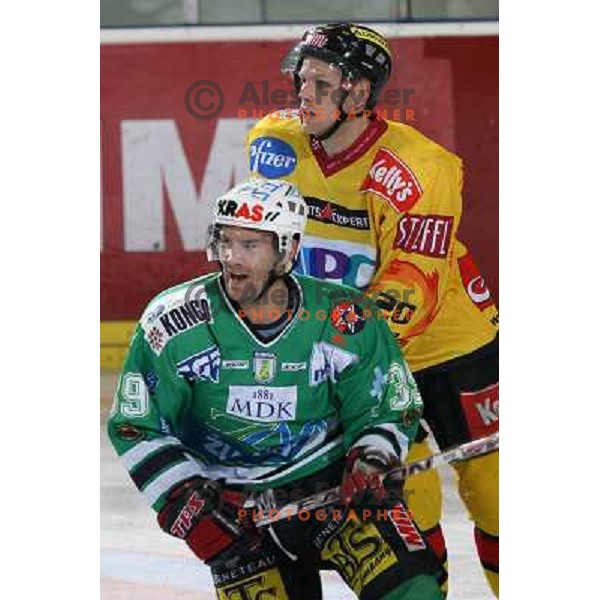 Felsner (39) and Casparsson (20) at ice-hockey match ZM Olimpija-Vienna Capitals in Ebel league, played in Ljubljana, Slovenia 7.12.2007. Photo by Ales Fevzer 