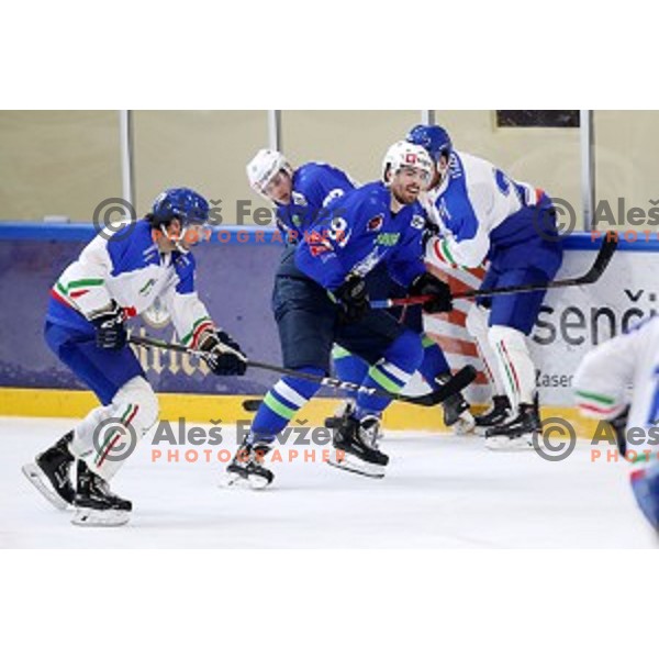 Miha Verlic in action during friendly Ice-Hockey match between Slovenia and Italy in Bled Ice Hall, Slovenia on April 25, 2019