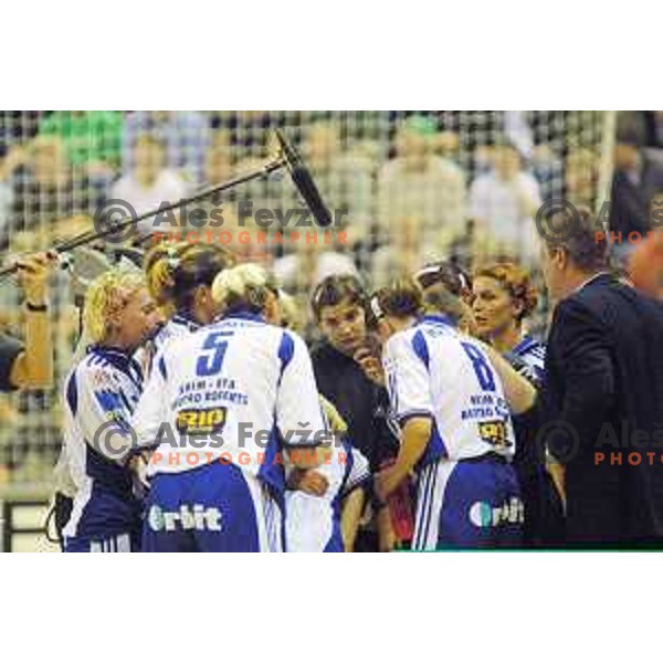 Deja Doler, Mihaela Ciora and Branka Mijatovic during first match of the EHF Women\'s Champions league 2000-2001 Final between AK Viborg (DEN) and Krim Neutro Roberts (SLO) played in Aarhus Arena, Denmark on May 5, 2001. Match ended draw 22:22