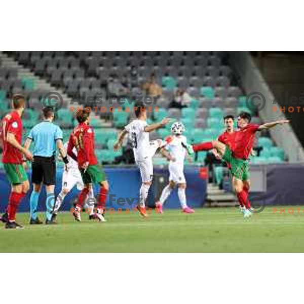 Giacomo Raspadori and Vitinha in action during match between Portugal and Italy in quarter-final of UEFA Under-21 Championship, Ljubljana, Slovenia on May 31, 2021