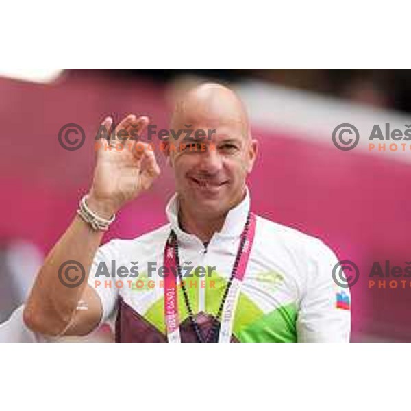 Coach Rok Predanic in qualification of Men’s discus at Tokyo 2020 Summer Olympic Games, Japan on July 29, 2021