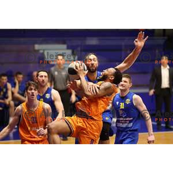 Carlbe Ervin and Hasan Rizvic in action during Nova KBM league match between Helios Suns and Sencur GGD in Domzale, Slovenia on January 4, 2022