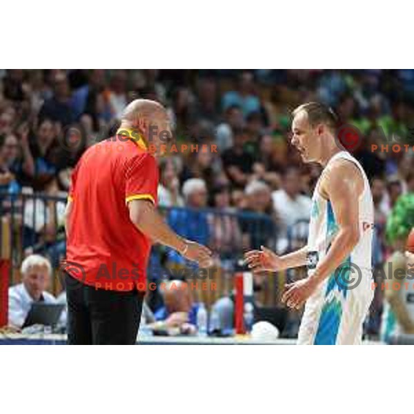 Aleksandar Djordjevic, head coach of China and Klemen Prepelic during friendly basketball game between Slovenia and China in Zlatorog Arena, Celje, Slovenia on July 25, 2023