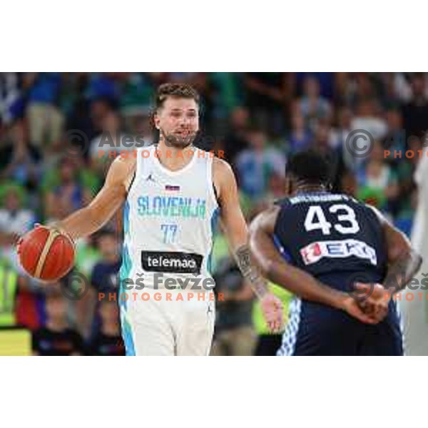 Luka Doncic and Thanasis Antetokounmpo in action during Telemach friendly match in preparation for World Cup 2023 between Slovenia and Greece in Ljubljana on August 2, 2023. Foto: Filip Barbalic