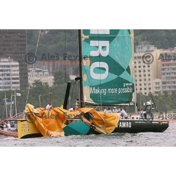 ABN Ambro One with sail problem
