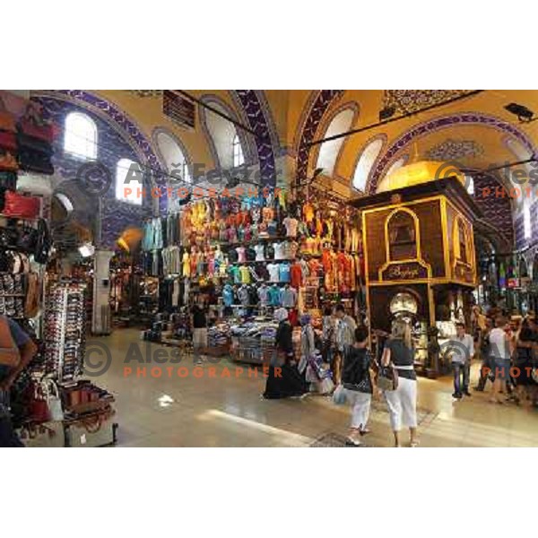  Life on Grand Bazaar- Kapalicarsi on August 31, 2010 Istanbul, Turkey 